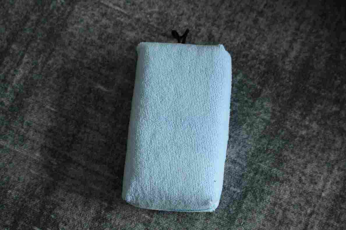 Microfiber Sponge and Cleaning Pads for Car Detailing and Cleaning