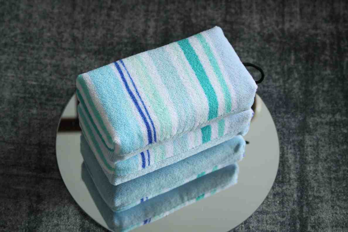 Microfiber Sponge and Cleaning Pads for Car Detailing and Cleaning